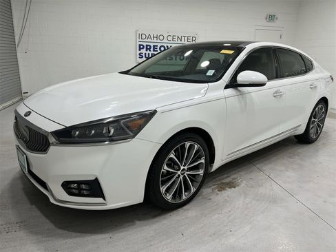 Used 2019 Kia Cadenza Technology image 4
