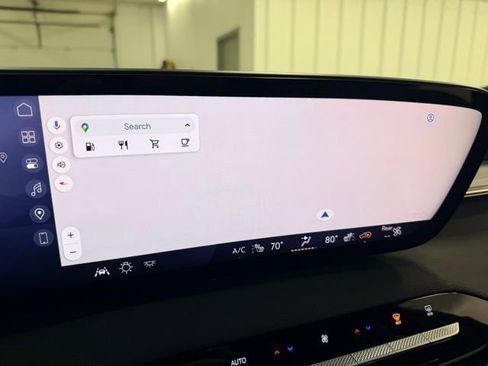 Certified 2025 Buick Enclave Sport Touring image 13