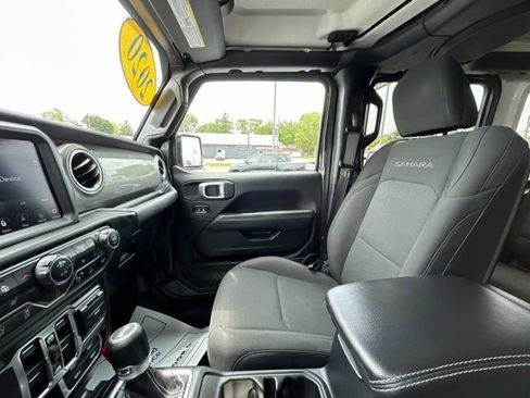 Used 2020 Jeep Wrangler Unlimited Sahara AWD/4WD image 49