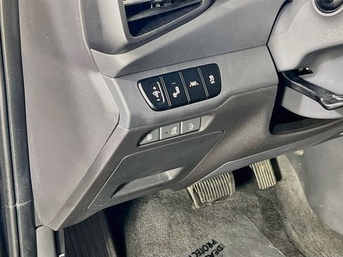 Used 2021 Hyundai Ioniq SEL FWD image 10