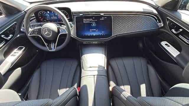 Used 2026 Mercedes-Benz E 350 4MATIC Sedan image 5