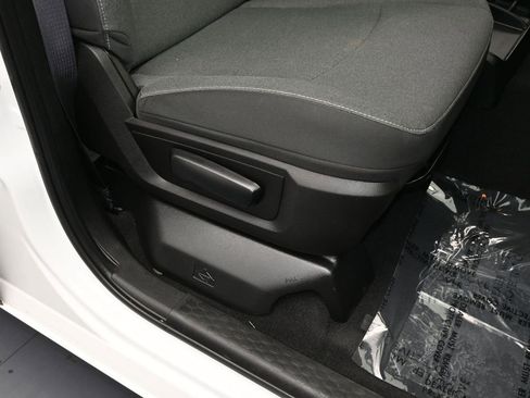 Used 2024 RAM 1500 Classic Warlock image 38