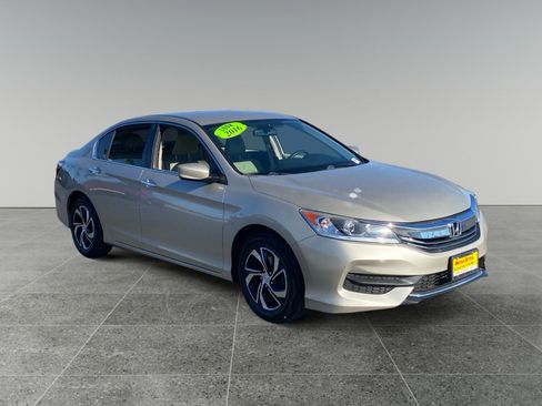 Used 2016 Honda Accord LX image 7