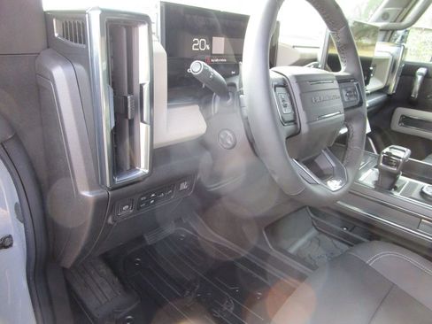 New 2026 GMC Hummer EV 4x4 Crew Cab image 34