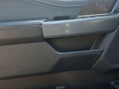 Used 2022 Ford F150 Lariat w/ Trailer Tow Package image 13