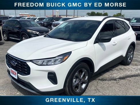 Used 2026 Ford Escape ST-Line w/ Tech Pack #1 FWD image 1