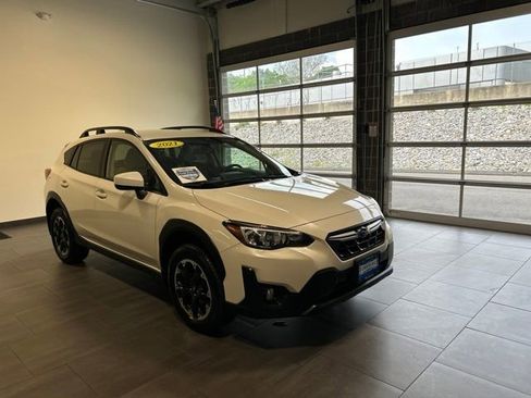 Used 2021 Subaru Crosstrek 2.0i Premium AWD/4WD image 4
