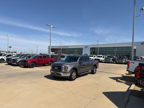 Used 2021 Ford F150 XLT w/ Equipment Group 302A High image 26