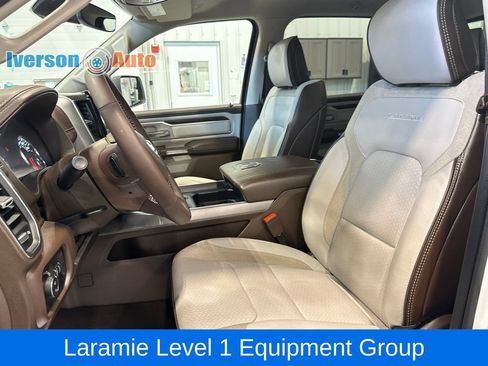 Used 2025 RAM 1500 Laramie AWD/4WD image 17