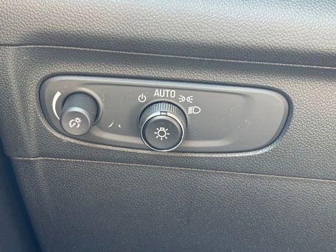 Certified 2023 Buick Envision Essence AWD/4WD image 26