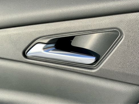 New 2026 Chevrolet Traverse LT w/ LPO, Floor Liner Package image 52