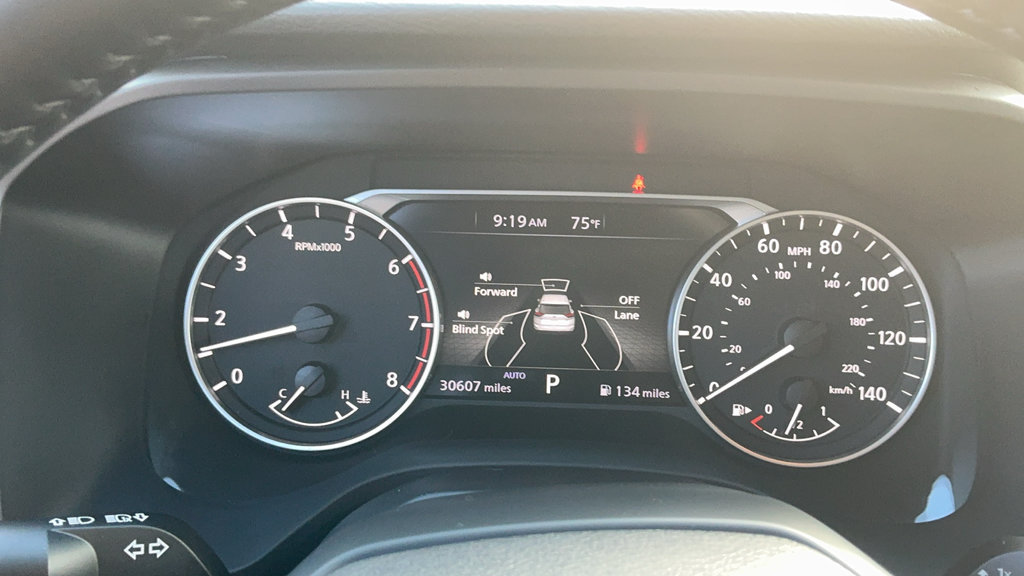 Used 2025 Nissan Rogue SV w/ SV Premium Package AWD/4WD image 22