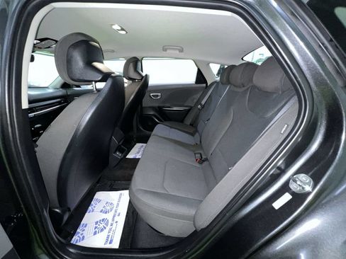 Used 2025 Kia K4 FWD image 13