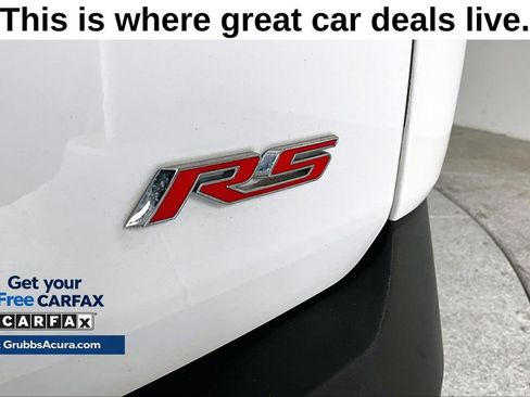 Used 2023 Chevrolet Traverse RS AWD/4WD image 42