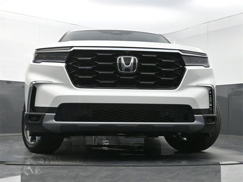 Used 2024 Honda Pilot Elite image 28