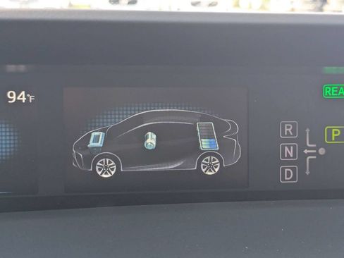 Used 2022 Toyota Prius FWD image 40