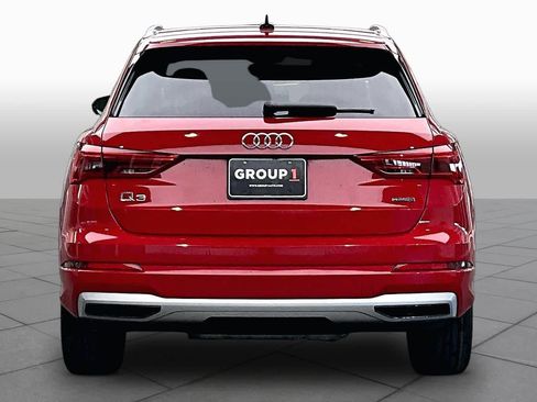 Used 2022 Audi Q3 2.0T Premium w/ Convenience Package AWD/4WD image 5