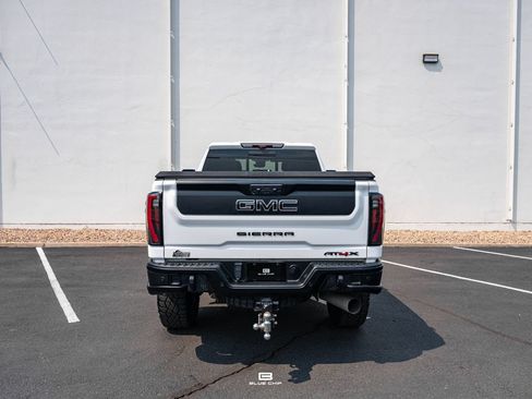 Used 2024 GMC Sierra 2500 AT4X w/ AT4X AEV Edition AWD/4WD image 34