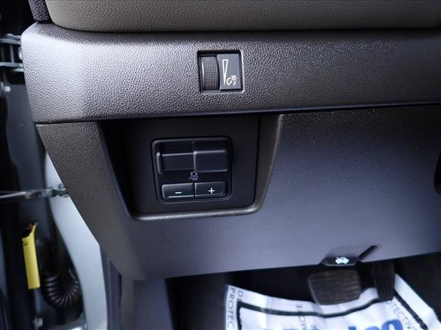 Used 2024 Chevrolet Colorado ZR2 w/ ZR2 Convenience Package III AWD/4WD image 15