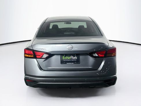 Used 2024 Nissan Altima 2.5 S FWD image 7