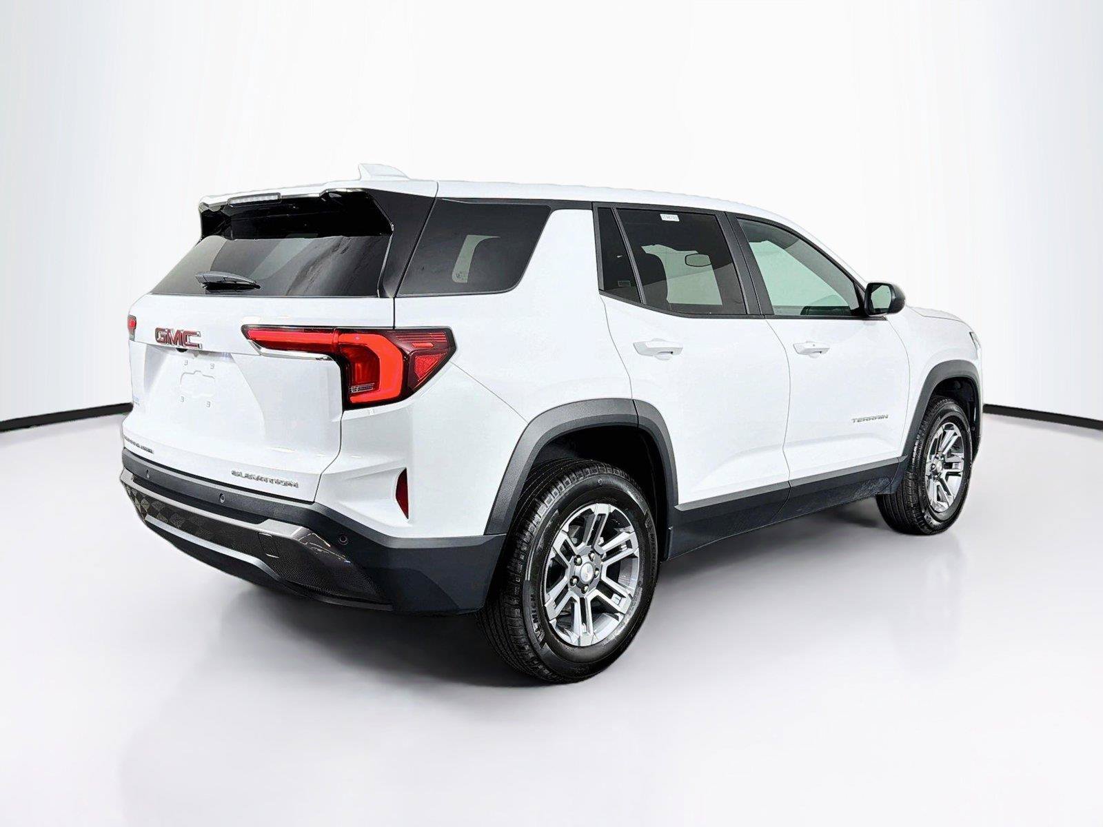 Used 2026 GMC Terrain Elevation AWD/4WD image 11