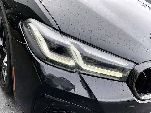 Used 2021 BMW M550i xDrive w/ Premium Package image 26