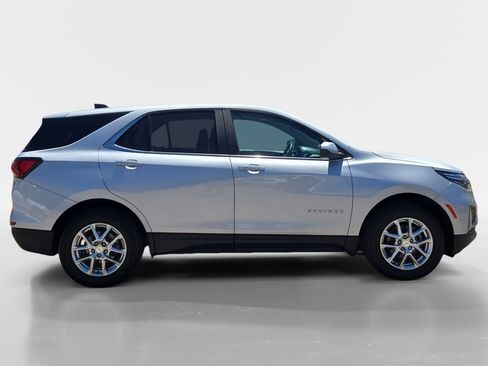 Used 2022 Chevrolet Equinox LT AWD/4WD image 6
