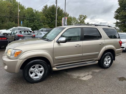 Used 2007 Toyota Sequoia Limited image 3