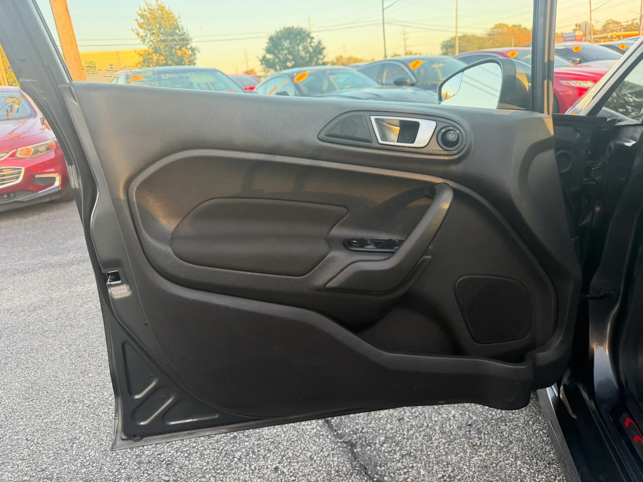 Used 2016 Ford Fiesta ST FWD image 12