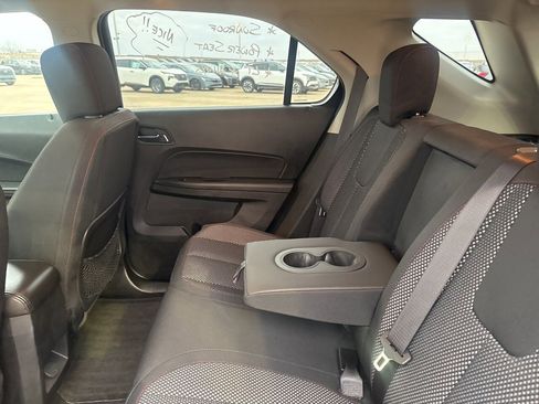 Used 2017 Chevrolet Equinox LT image 40