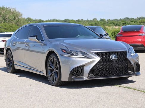 Used 2020 Lexus LS 500 F Sport w/ Performance Package RWD image 4