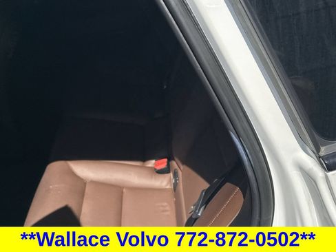 Used 2023 Volvo XC60 B5 Plus w/ Climate Package AWD/4WD image 14