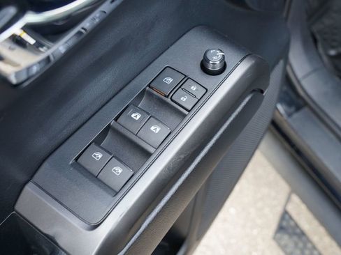 Used 2019 Toyota Tacoma TRD Off-Road image 17