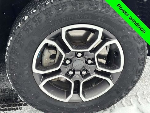 Used 2022 Jeep Grand Cherokee Trailhawk w/ Advanced Protech Group II image 37