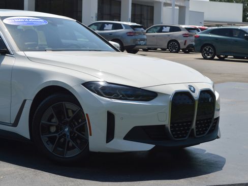 Certified 2023 BMW i4 eDrive40 w/ Premium Package RWD image 2