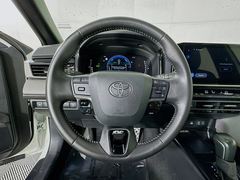 Certified 2025 Toyota Camry SE w/ Multimedia Upgrade Package image 15