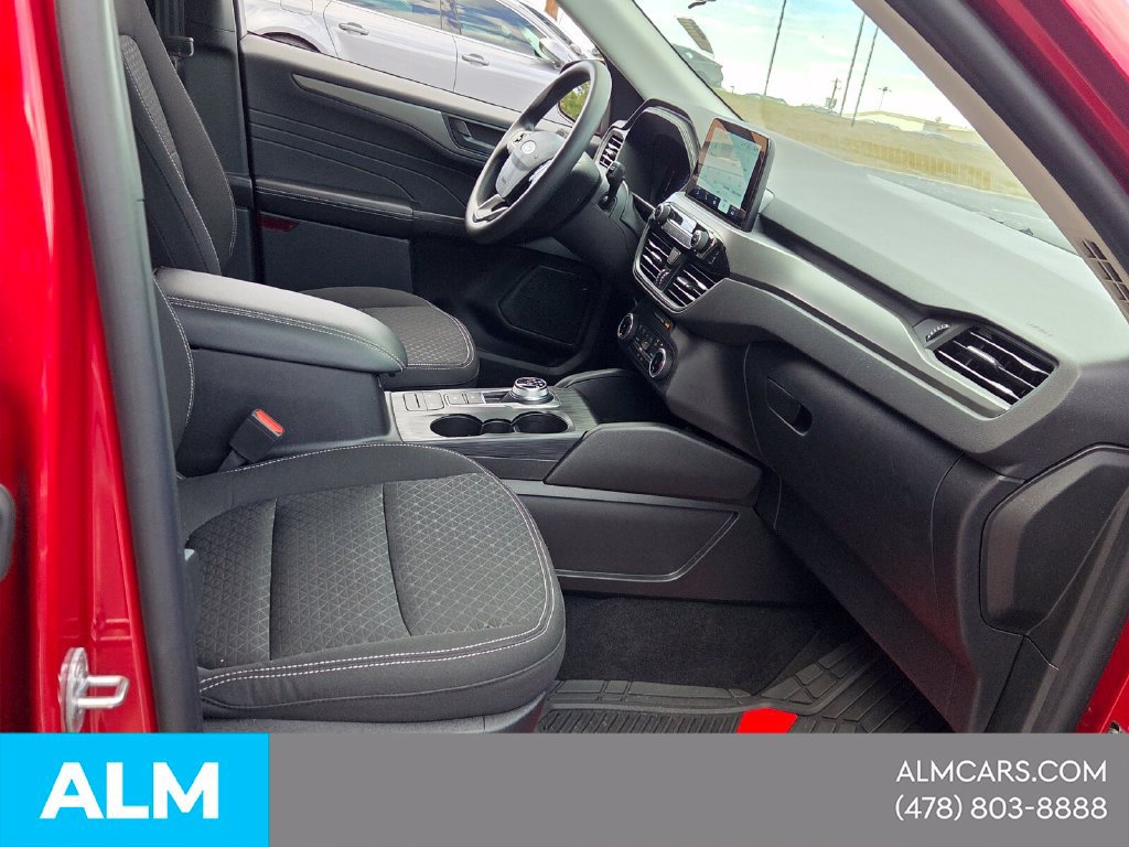 Used 2025 Ford Escape Active FWD image 19