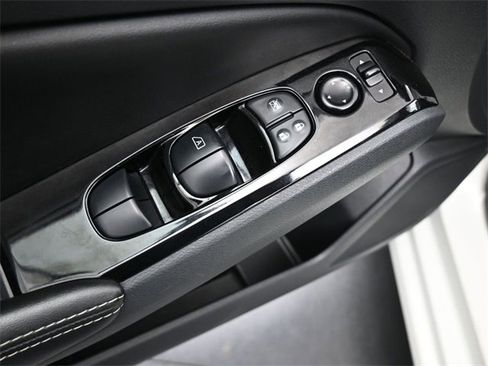 Certified 2023 Nissan Altima 2.5 SV image 13