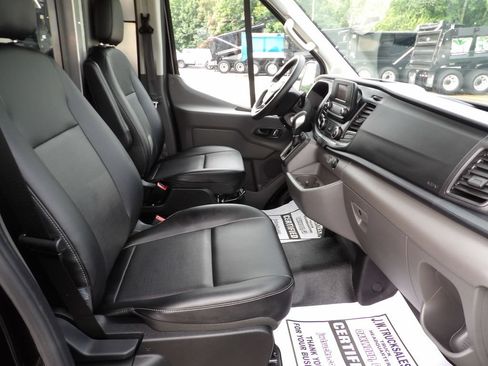 Used 2023 Ford Transit 250 148 High Roof Extended RWD image 33