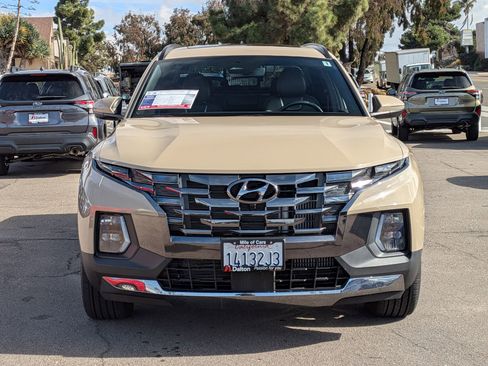 Used 2023 Hyundai Santa Cruz Limited image 2