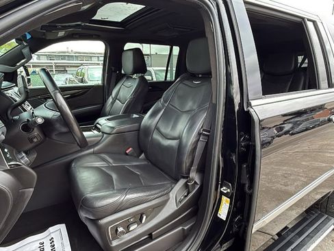 Used 2018 Cadillac Escalade ESV Platinum image 23