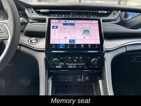 Used 2024 Jeep Grand Cherokee Limited 4xe w/ Luxury Tech Group II image 19