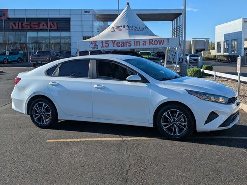 Used 2022 Kia Forte LXS image 6