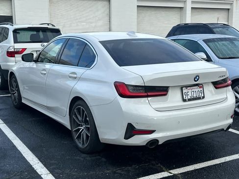 Used 2020 BMW 330i Sedan w/ Convenience Package image 4