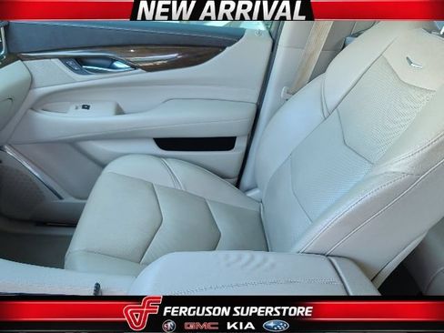 Used 2018 Cadillac Escalade Premium Luxury AWD/4WD image 1