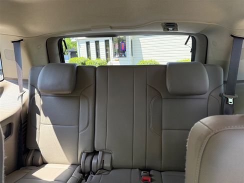 Used 2017 Chevrolet Tahoe Premier AWD/4WD image 15