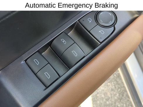 Used 2024 GMC Canyon AT4 w/ Canyon Safety Plus Package image 32