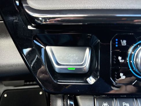 Used 2023 GMC Sierra 1500 AT4 w/ AT4 Premium Package image 23