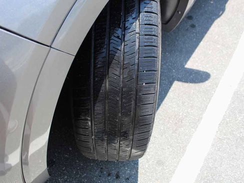Used 2016 Kia Sorento SX FWD image 35