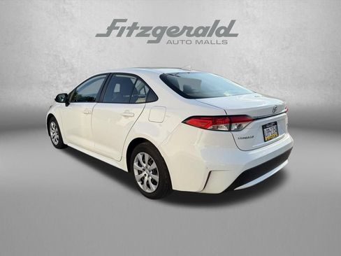 Used 2021 Toyota Corolla LE w/ Carpet Mat Package (TMS) FWD image 6